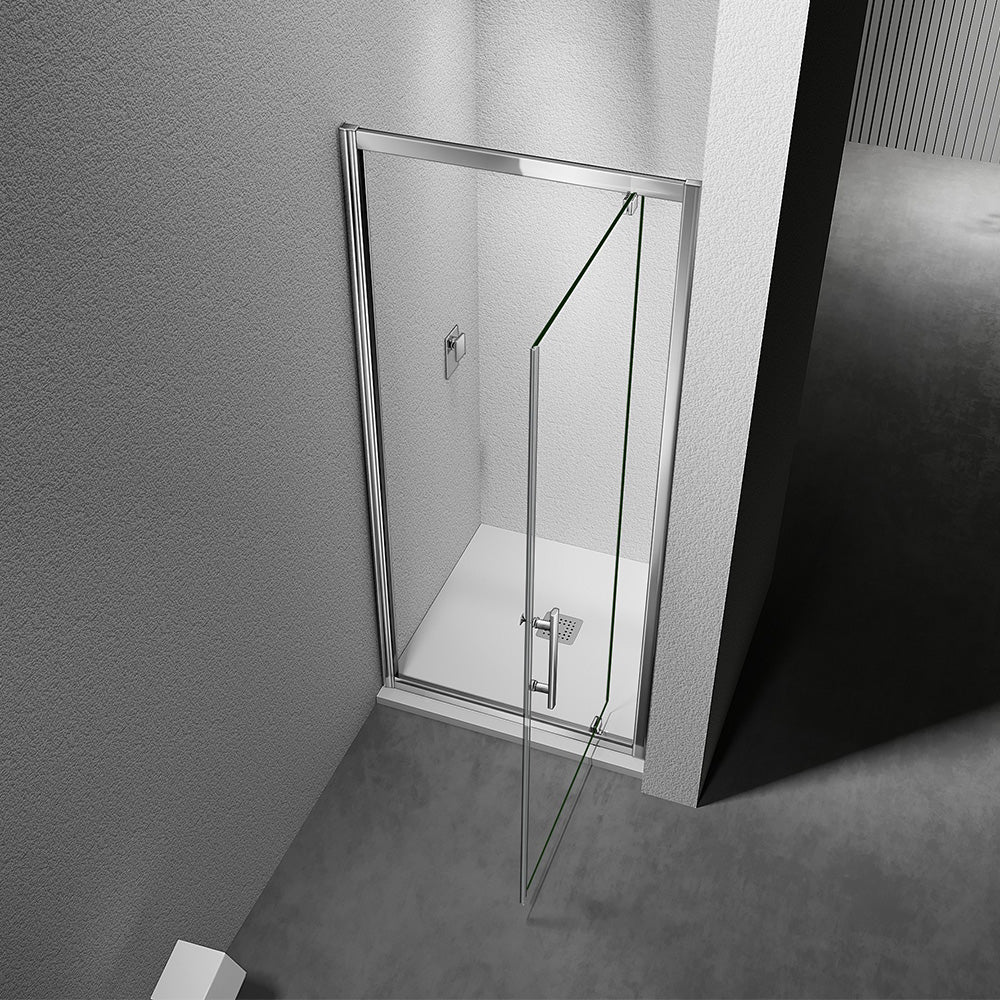 porte pivotante en verre transparent et accessoires chromés ouverte vers l'extérieur