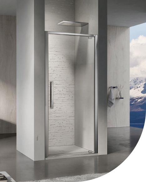 Porte de douche pivotante en aluminium anodisé chromé aspect inox pour une installation entre deux murs