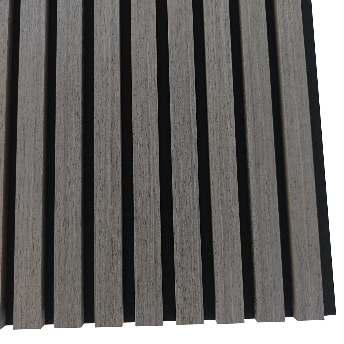 Panneaux acoustique décoratif tasseaux bois finition chêne grisé absoption sonore NRC 0,7